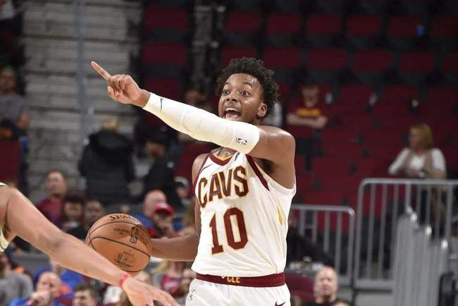 展现出极强 展现出极强